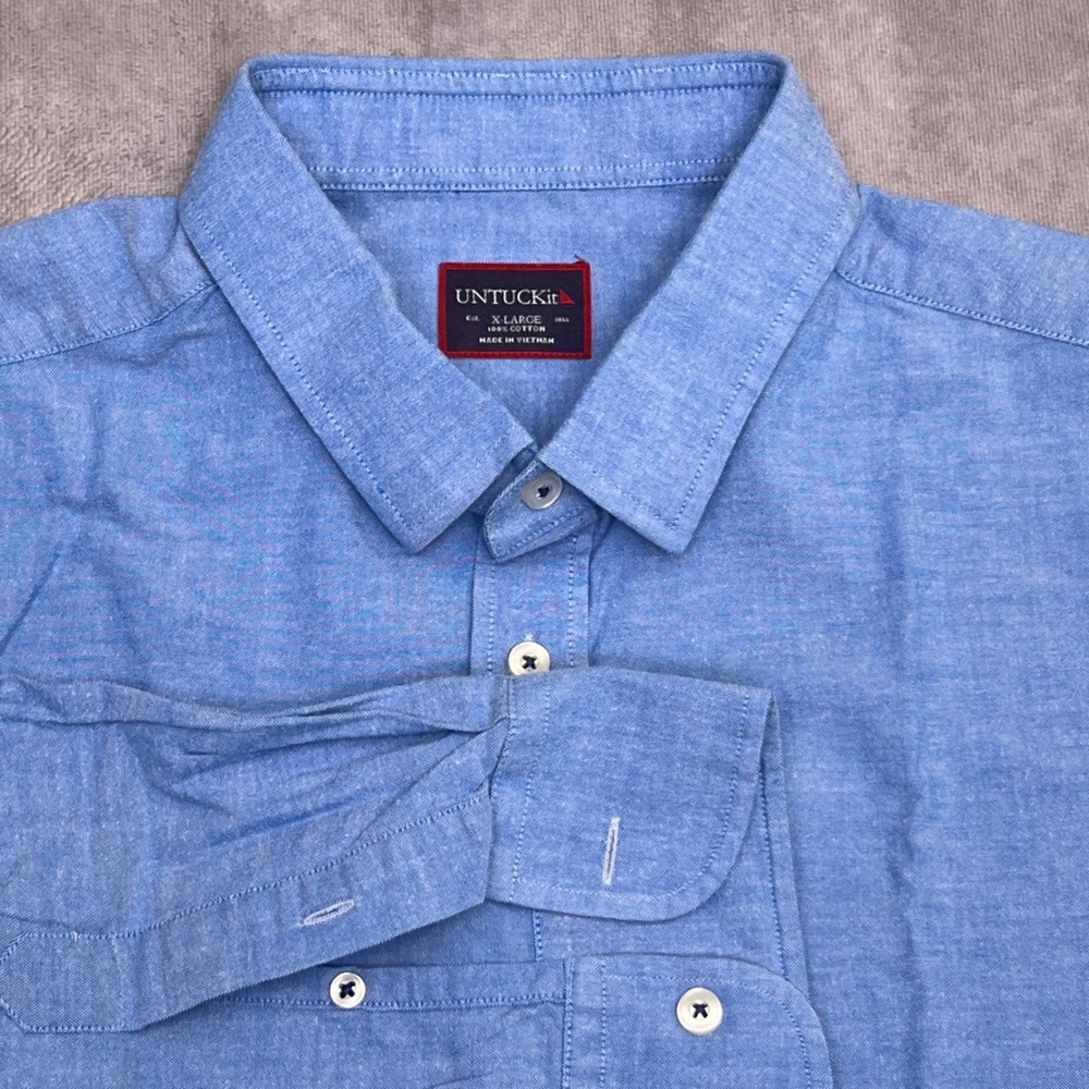 UNTUCKit Button Down Shirt Mens XL Blue Excellent Long Sleeve Cotton Chambray